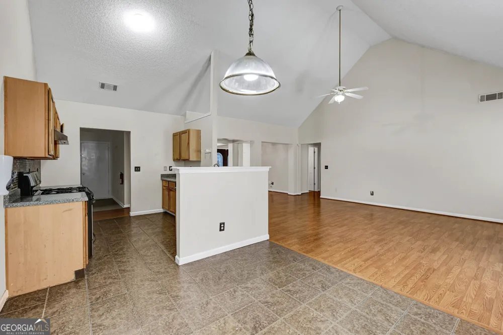 6827 Hill Creek CV Lithonia, GA 30058