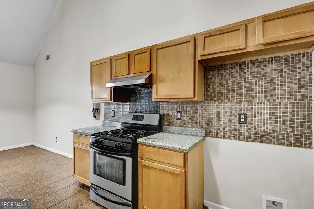 6827 Hill Creek CV Lithonia, GA 30058