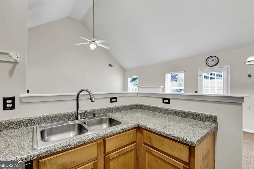 6827 Hill Creek CV Lithonia, GA 30058