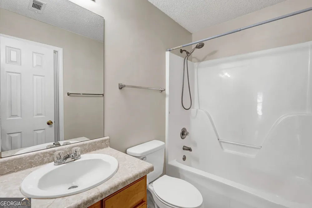 6827 Hill Creek CV Lithonia, GA 30058