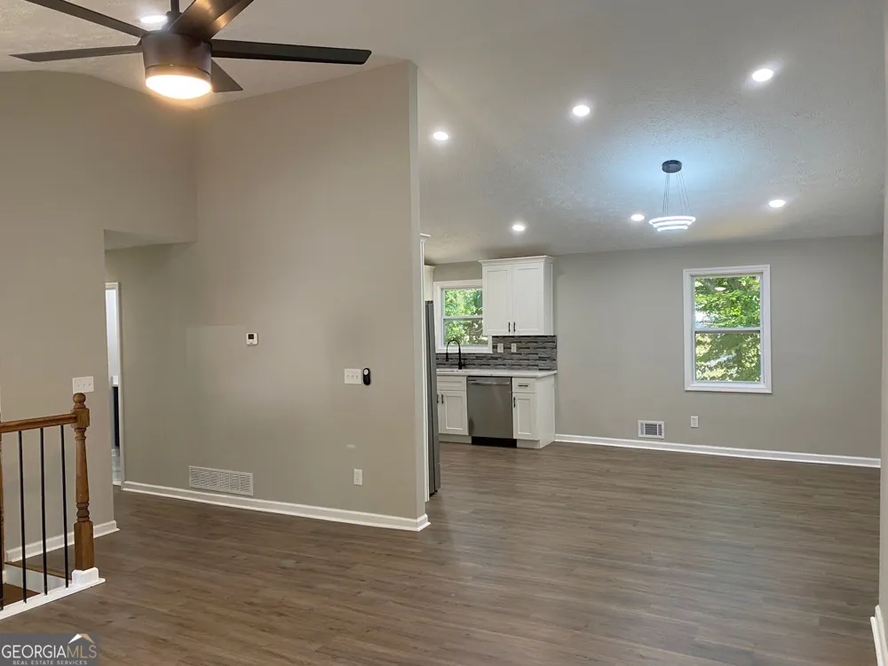 1413 Silver Lake DR Norcross, GA 30093