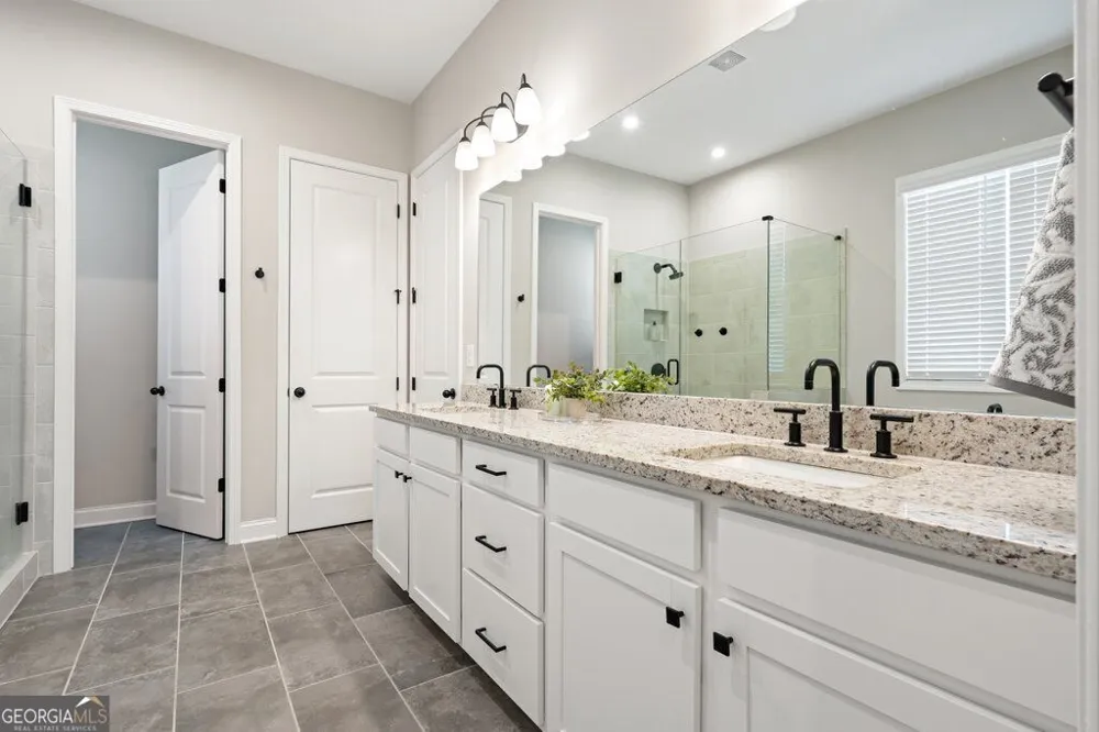213 Fieldbrook XING Canton, GA 30115