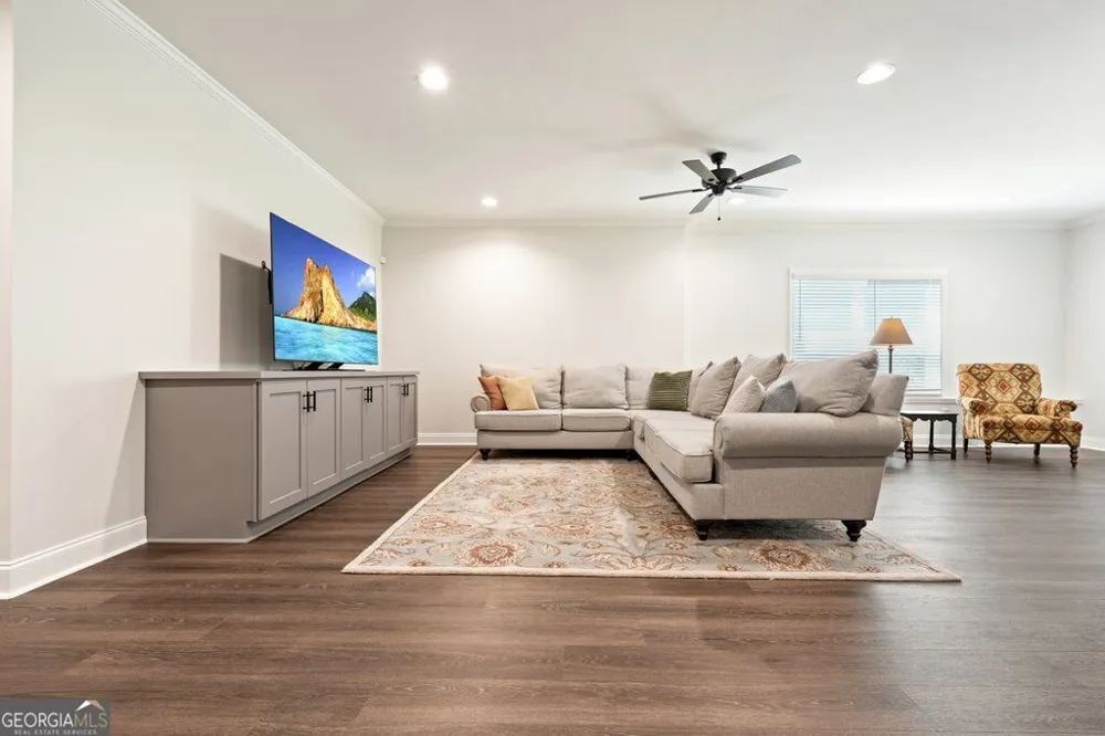 213 Fieldbrook XING Canton, GA 30115