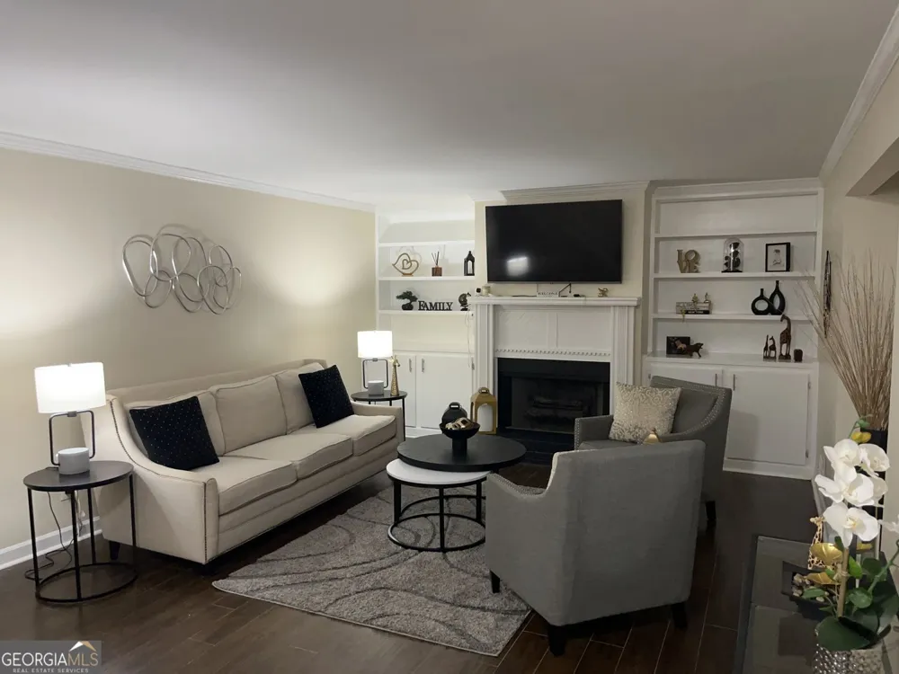 1640 Canberra DR Stone Mountain, GA 30088