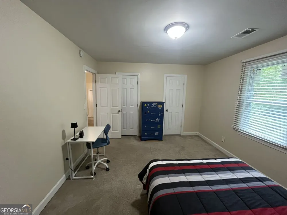 1640 Canberra DR Stone Mountain, GA 30088