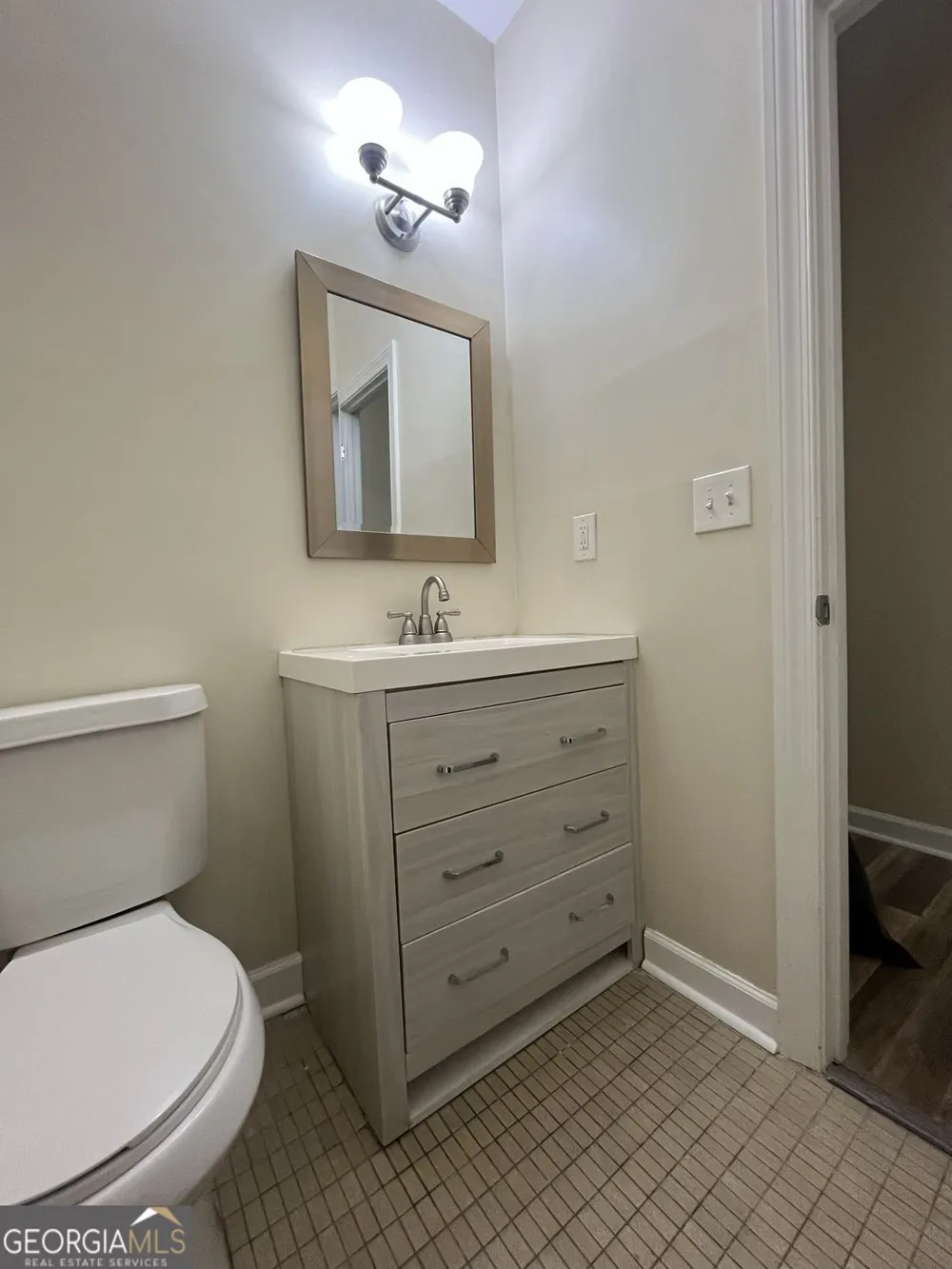 1640 Canberra DR Stone Mountain, GA 30088