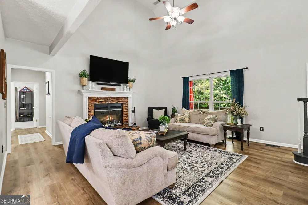 260 Nixon RD Senoia, GA 30276