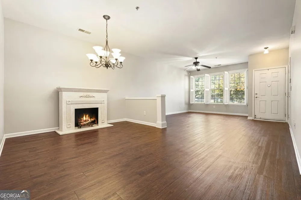222 Riverstone PL Canton, GA 30114