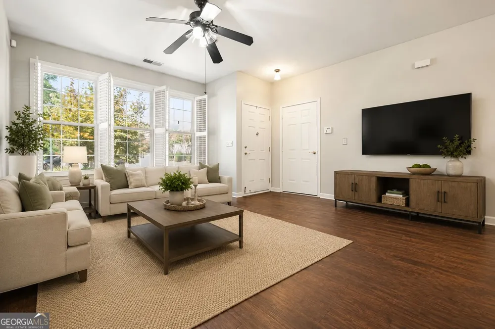 222 Riverstone PL Canton, GA 30114
