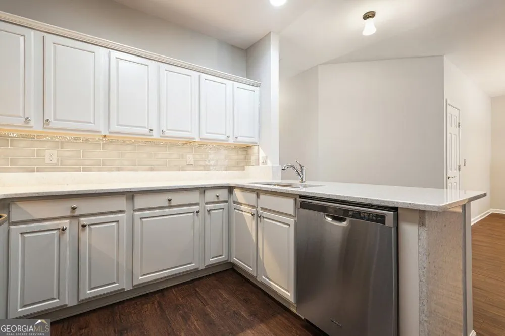 222 Riverstone PL Canton, GA 30114