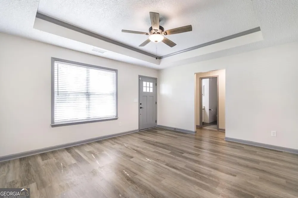 305 Johnson RD Warner Robins, GA 31093