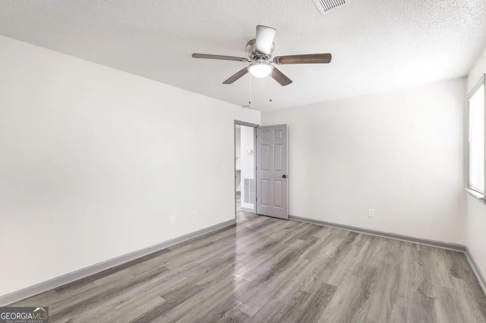 305 Johnson RD Warner Robins, GA 31093