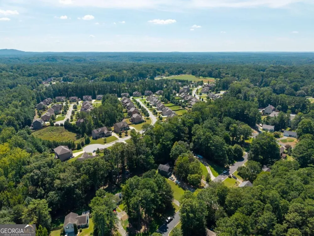 4460 Whitt Station RUN NW Acworth, GA 30101
