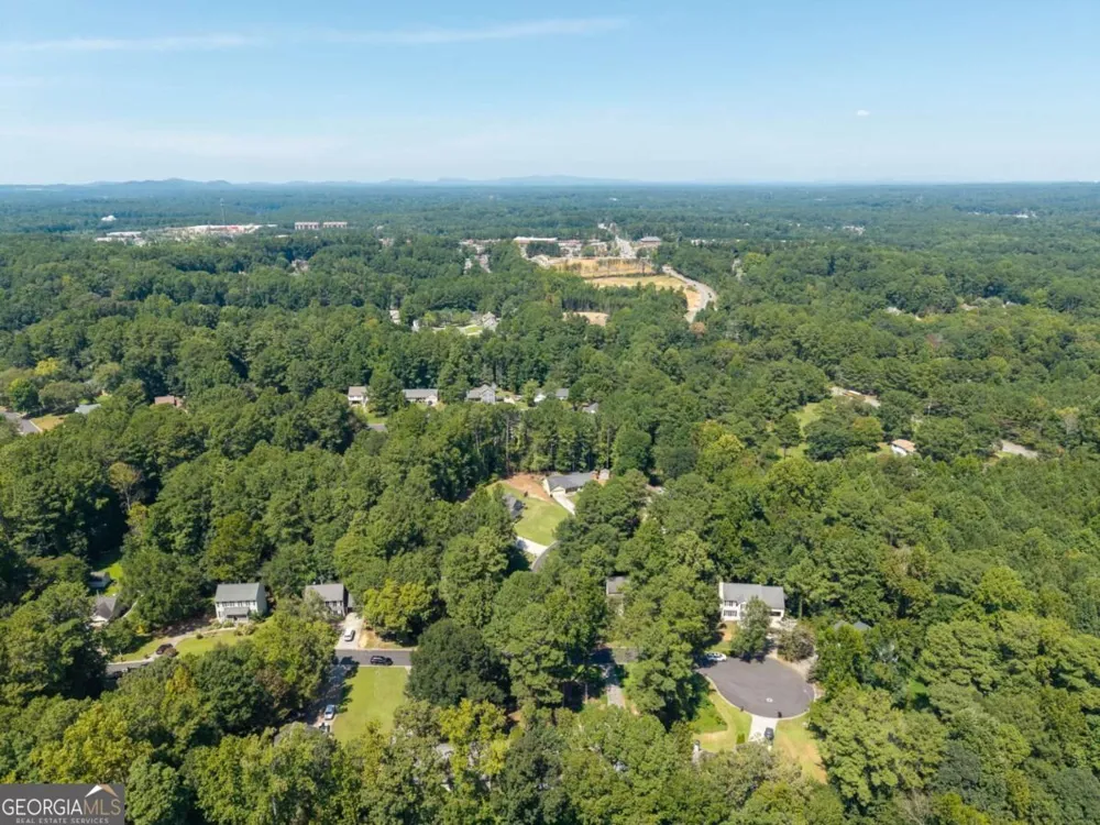 4460 Whitt Station RUN NW Acworth, GA 30101