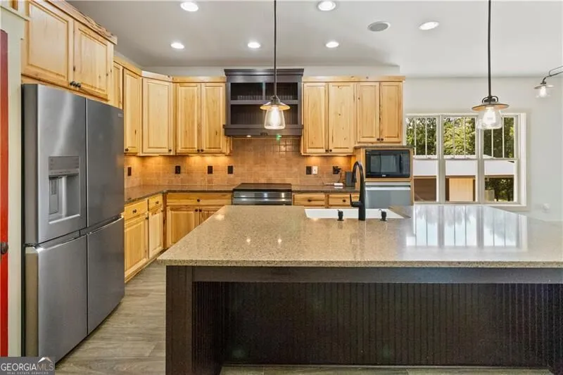 4140 HWY 332 Hoschton, GA 30548