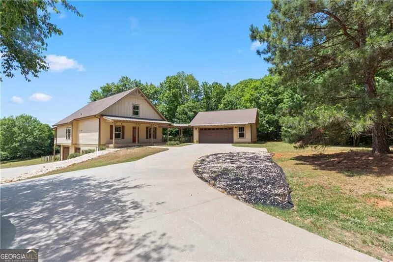 4140 HWY 332 Hoschton, GA 30548