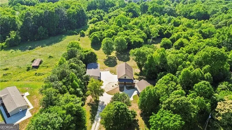 4140 HWY 332 Hoschton, GA 30548