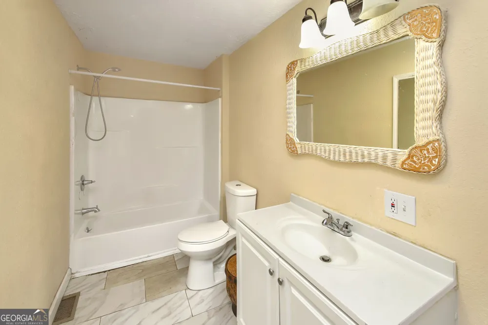 304 Boulevard LaGrange, GA 30240
