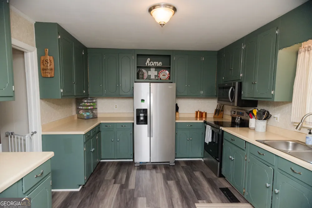 1364 Tommy Purvis Jr RD Reynolds, GA 31076