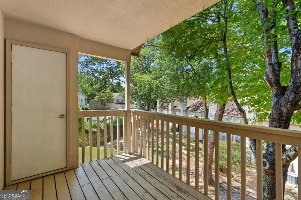 208 Bridge LN SE Smyrna, GA 30082