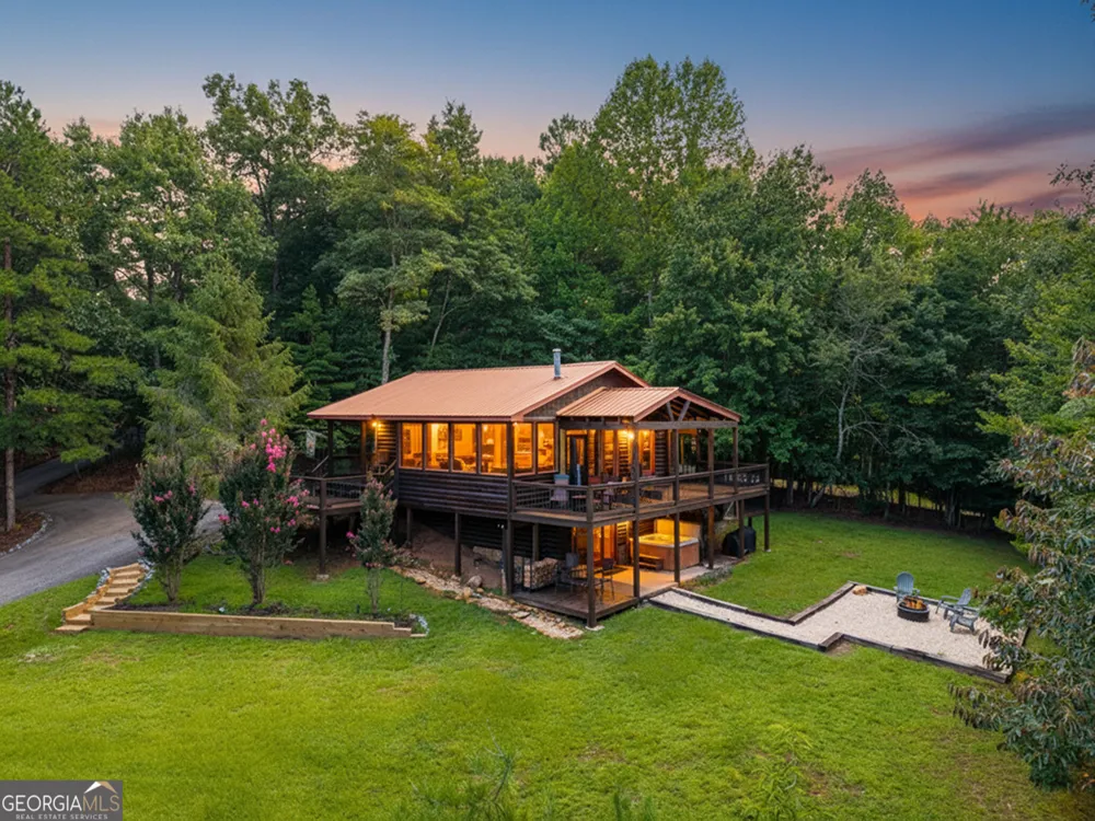 24 Oak Ledge RD Morganton, GA 30560