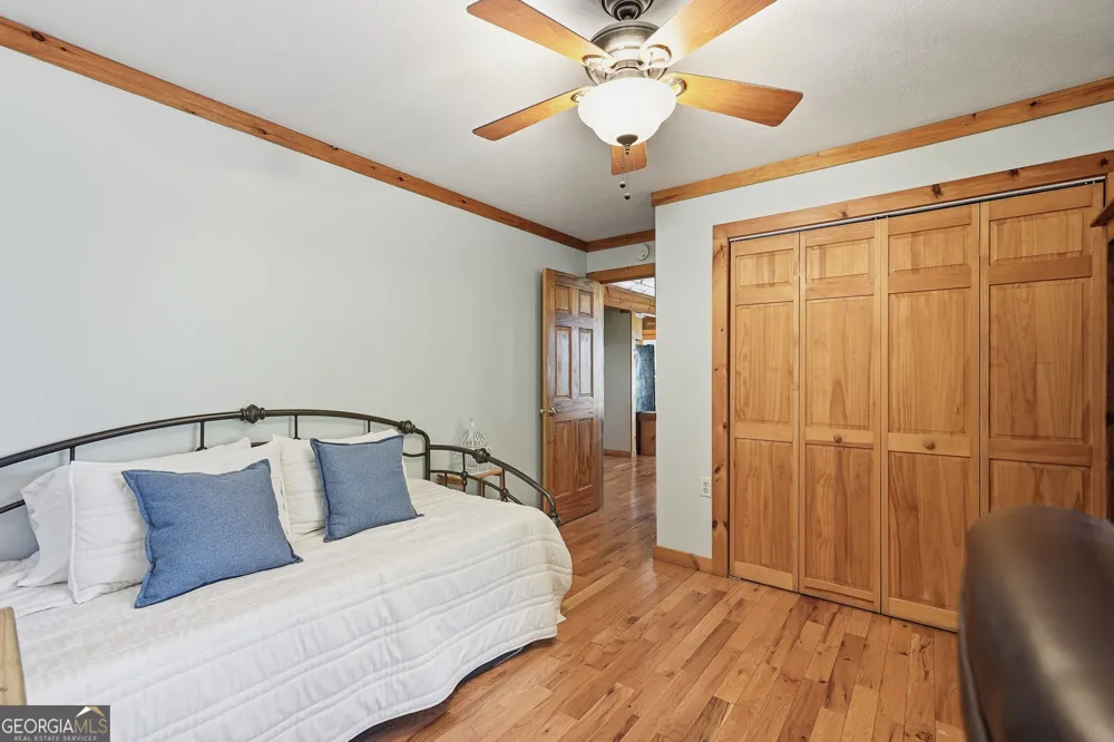 24 Oak Ledge RD Morganton, GA 30560