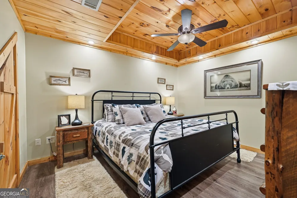 24 Oak Ledge RD Morganton, GA 30560