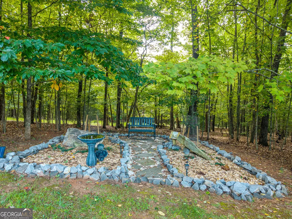 24 Oak Ledge RD Morganton, GA 30560
