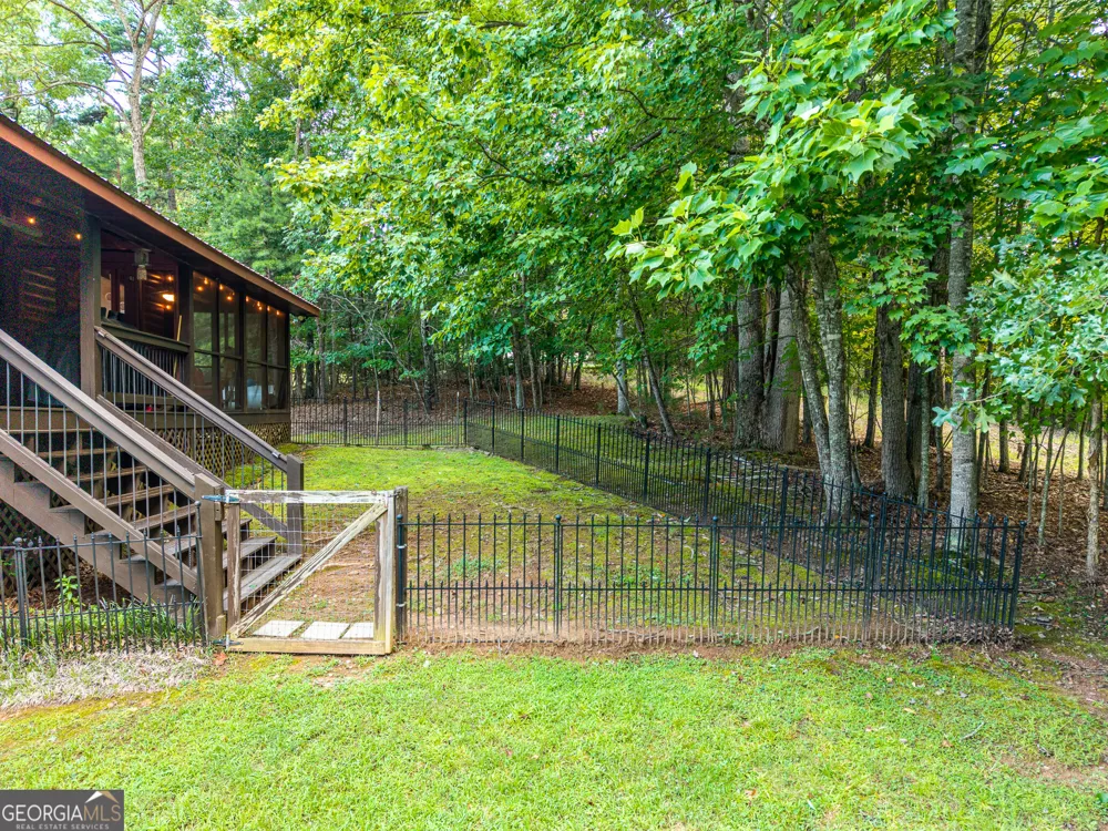 24 Oak Ledge RD Morganton, GA 30560