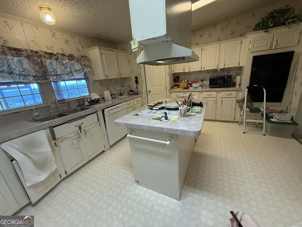 596 Morton DR Ellijay, GA 30540