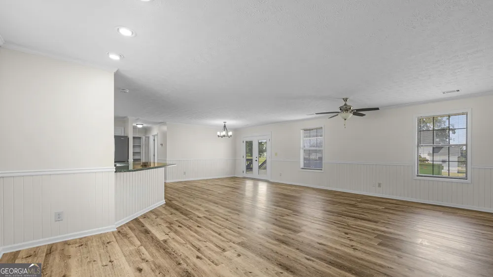 133 S Richardson ST Mount Vernon, GA 30445