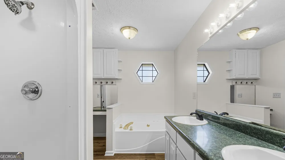 133 S Richardson ST Mount Vernon, GA 30445