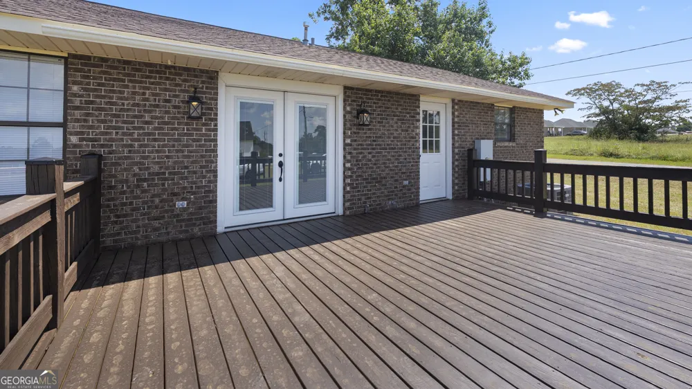 133 S Richardson ST Mount Vernon, GA 30445