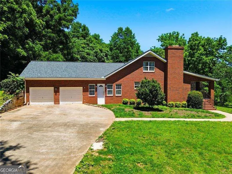 1511 Sandy Bottom RD Tate, GA 30177