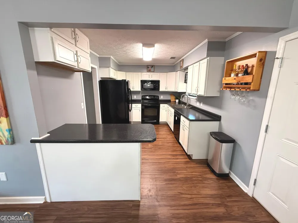 157 Ext N Jefferson ST Lyons, GA 30436