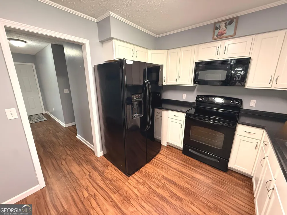 157 Ext N Jefferson ST Lyons, GA 30436