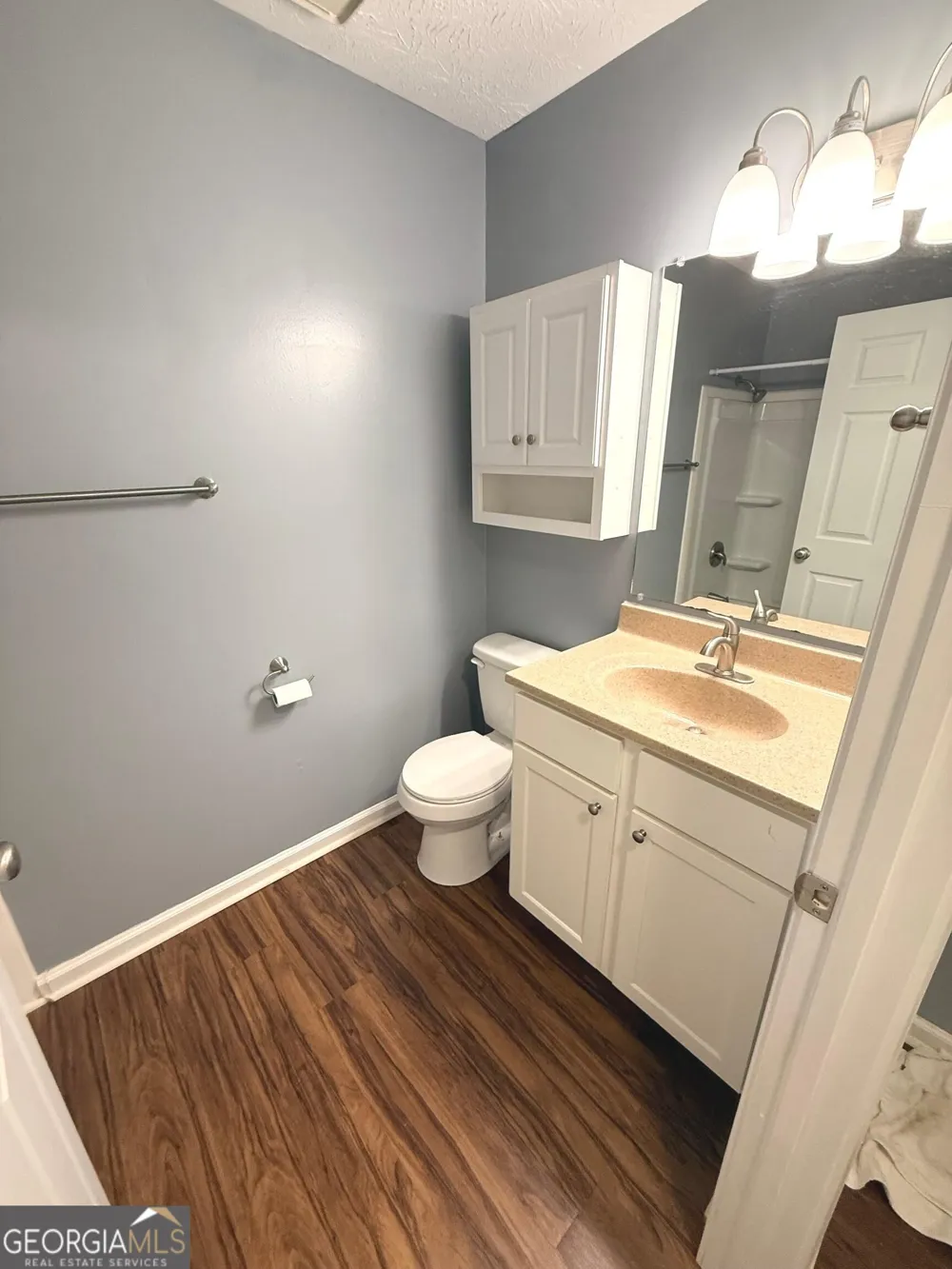 157 Ext N Jefferson ST Lyons, GA 30436