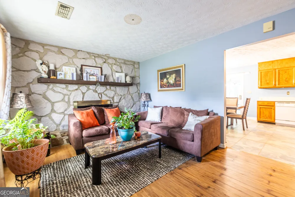 8397 Willows TER Riverdale, GA 30274