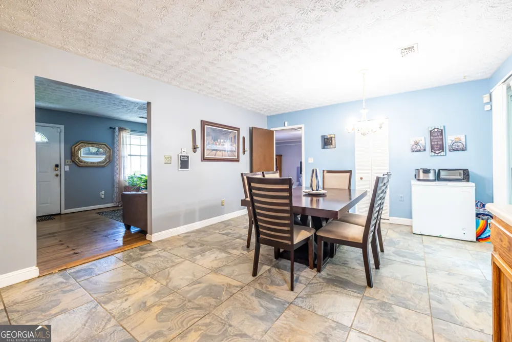8397 Willows TER Riverdale, GA 30274