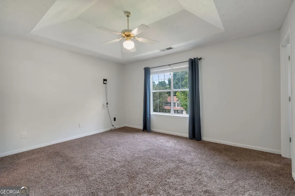 2055 Amberly Glen WAY Dacula, GA 30019
