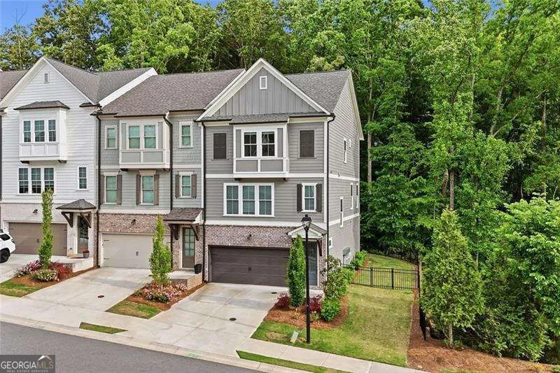 228 Retreat LN Canton, GA 30114