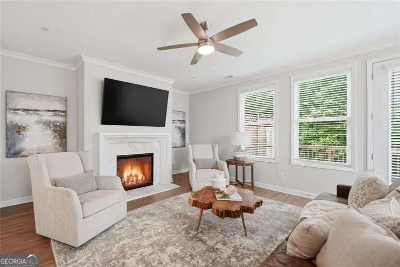 228 Retreat LN Canton, GA 30114