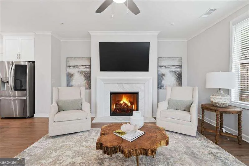 228 Retreat LN Canton, GA 30114