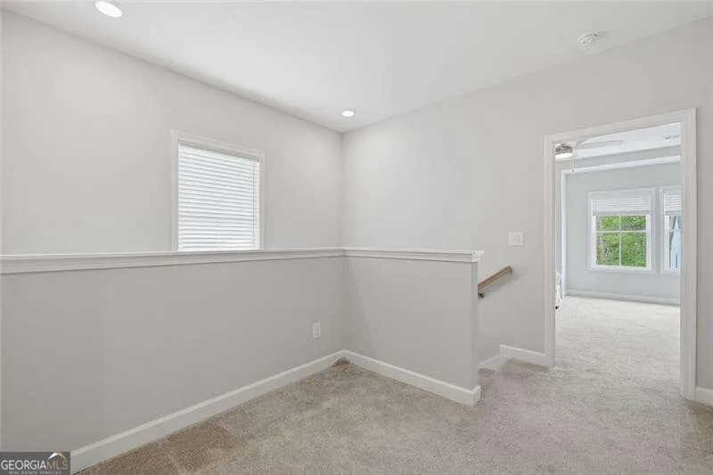 228 Retreat LN Canton, GA 30114