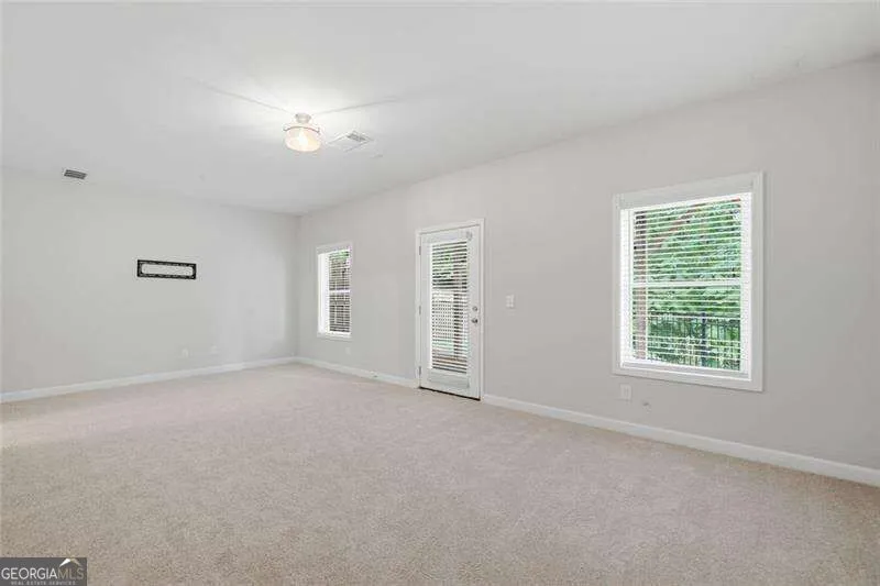 228 Retreat LN Canton, GA 30114