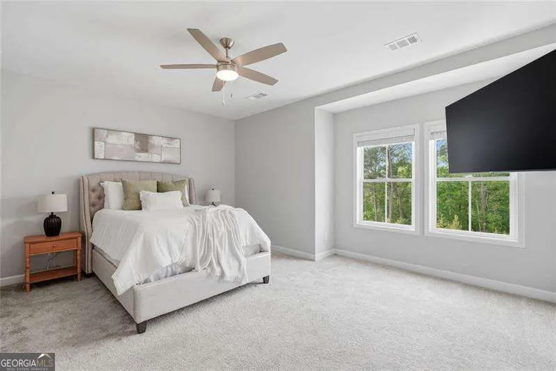 228 Retreat LN Canton, GA 30114