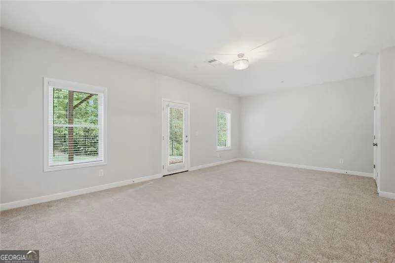 228 Retreat LN Canton, GA 30114