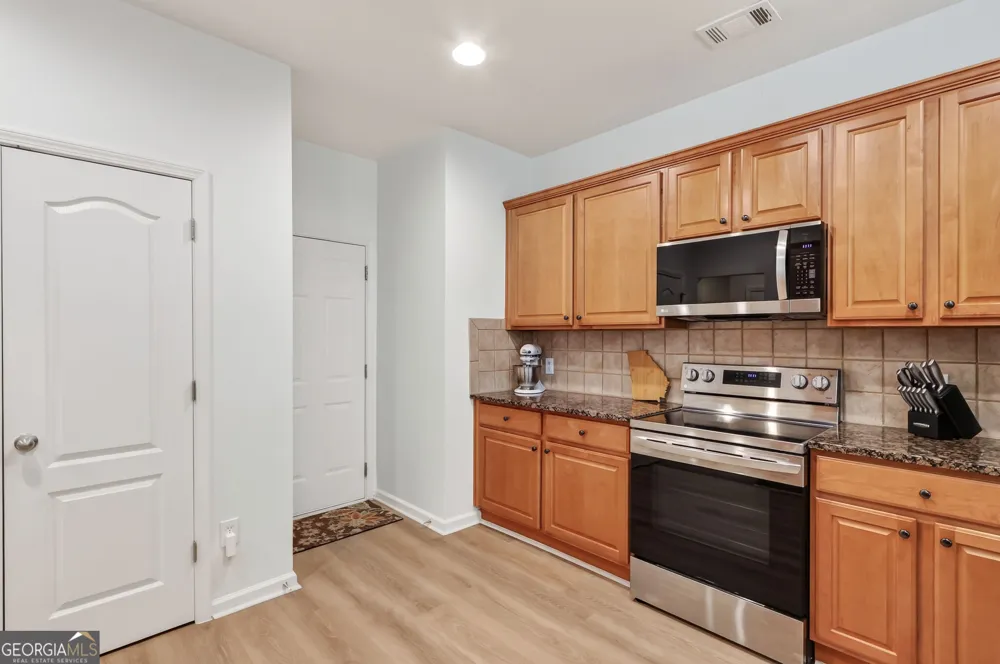 502 Hillside TRL Woodstock, GA 30188
