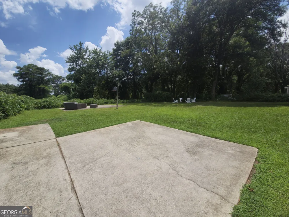 2477 Mcafee RD Decatur, GA 30032