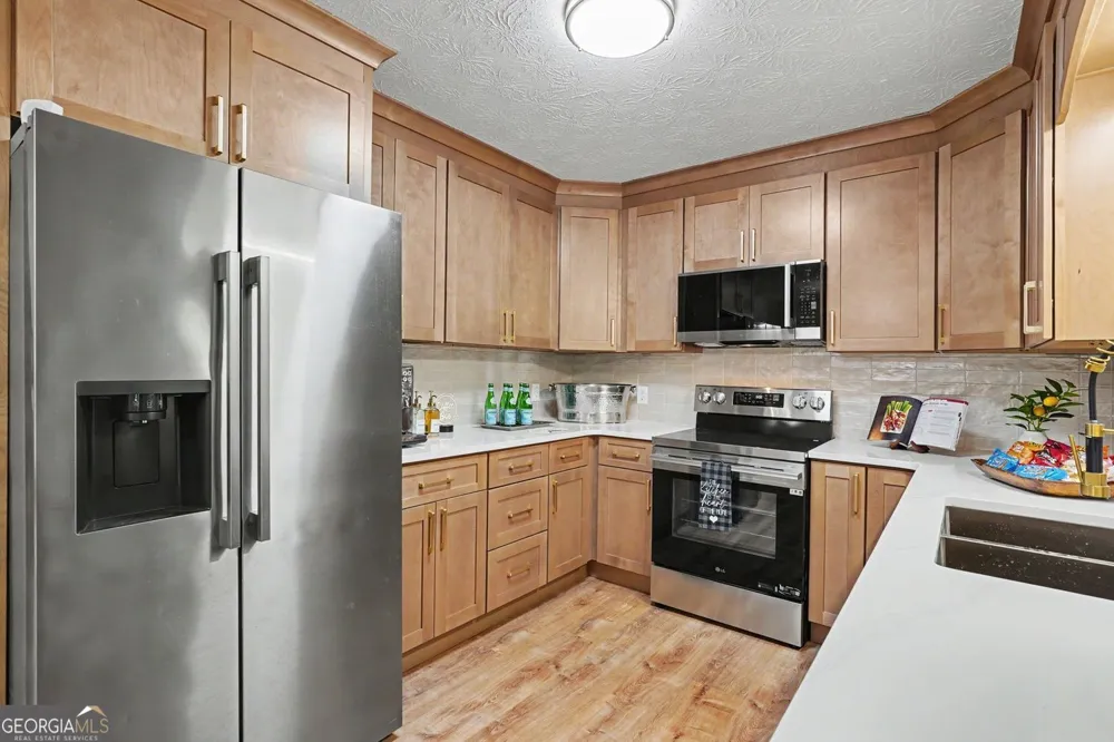 115 Lakeview DR Stockbridge, GA 30281